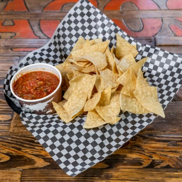 Chips & Salsa.